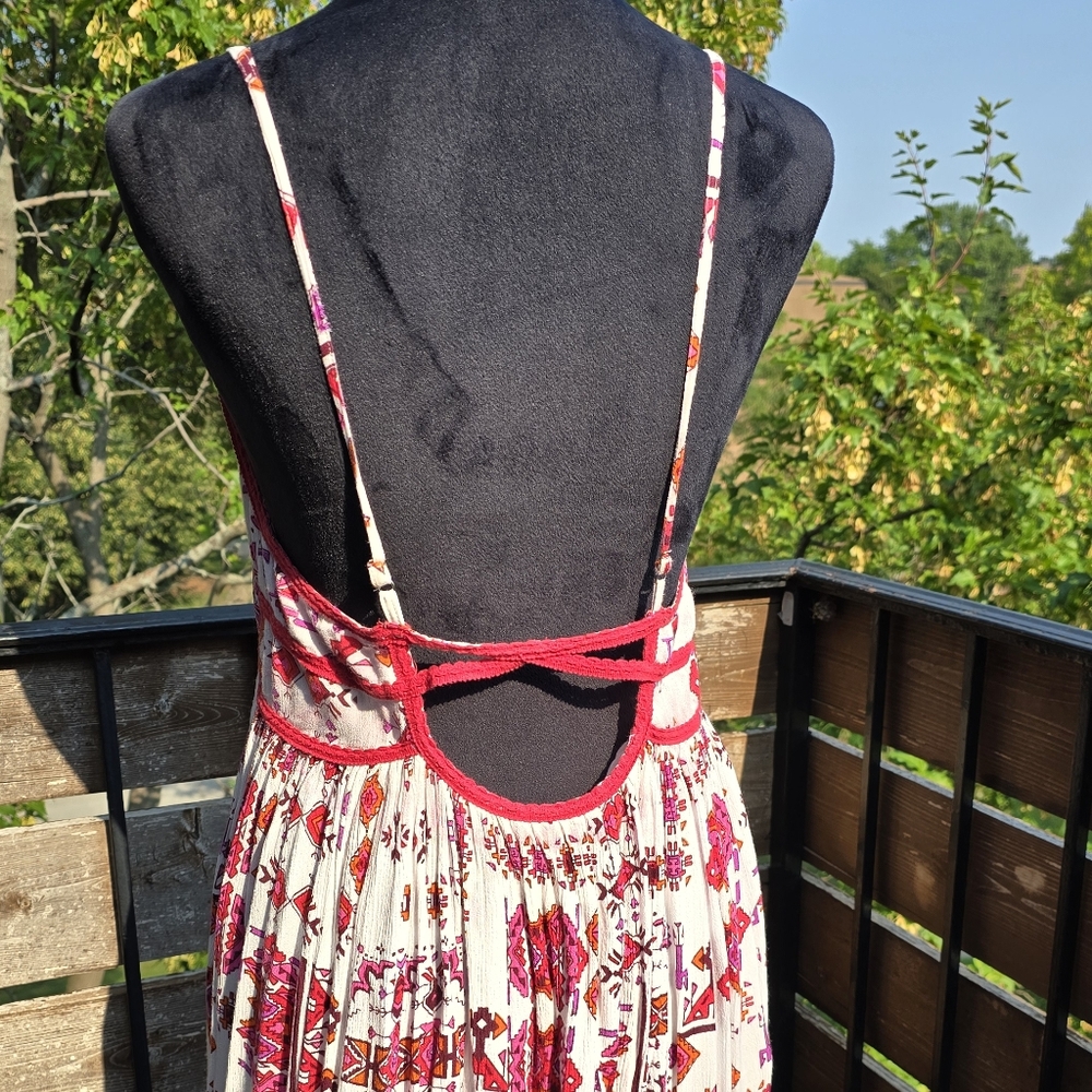 RAGA Flowy Low Back Beachy Dress - Picture 5 of 7